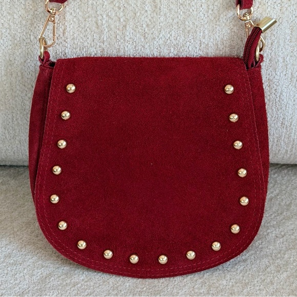 Persaman New York Red Suede Studded Crossbody Bag, Made in Italy - Picture 5 of 15